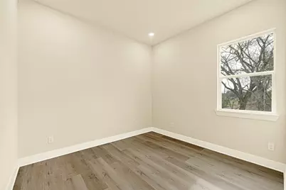 704 Savonna, Houston, TX 77076 - Photo 14