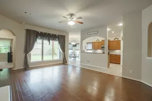 111 Pheasant Run Dr, Conroe, TX 77384 - Photo 14