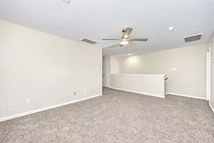 7331 Liberty Tree Ln, Houston, TX 77049 - Photo 20