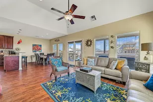 4126 Grayson Dr, Galveston, TX 77554 - Photo 6