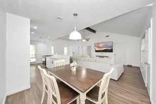 11019 Sageberry Dr, Houston, TX 77089 - Photo 10