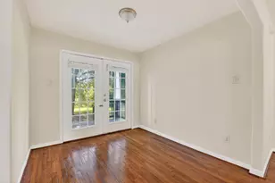7013 St Augustine St, Houston, TX 77021 - Photo 14