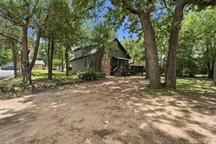915 N Roberson St, Conroe, TX 77301 - Photo 32