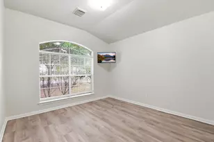 2526 Hidden Park Ln, Conroe, TX 77385 - Photo 32