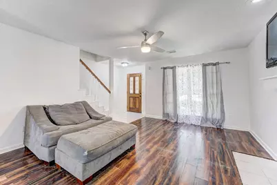 6826 River Bluff Drive, Houston, TX 77085 - Photo 10