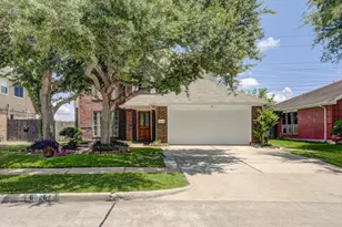 6826 River Bluff Dr, Houston, TX 77085 - Photo 2