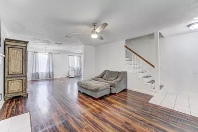 6826 River Bluff Drive, Houston, TX 77085 - Photo 8