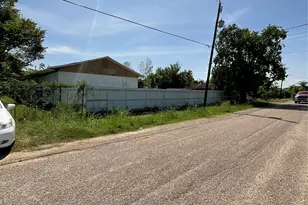 616 Rosedale St, La Marque, TX 77568 - Photo 32