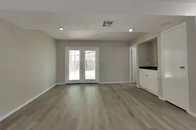 8610 Pine Shores Drive, Humble, TX 77346 - Photo 18
