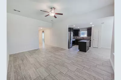 332 Lone Mountain Drive, Katy, TX 77493 - Photo 6