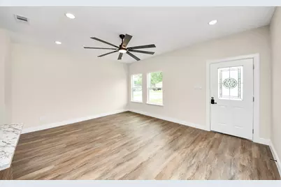 13513 Segrest Drive #A, Houston, TX 77047 - Photo 6