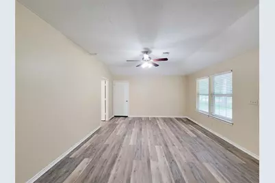 12700 Royal Green Drive, Conroe, TX 77303 - Photo 14