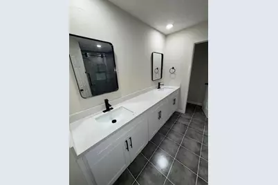 5507 Greenhill Forest Drive, Houston, TX 77088 - Photo 4