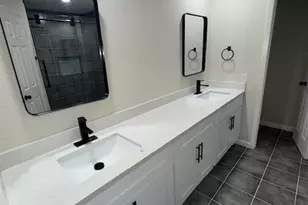 5507 Greenhill Forest Dr, Houston, TX 77088 - Photo 4