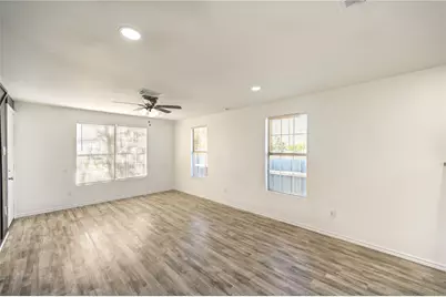 7811 Saint Louis Street, Houston, TX 77028 - Photo 16