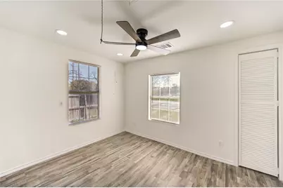 7811 Saint Louis Street, Houston, TX 77028 - Photo 36