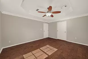 922 Allisa St, Stafford, TX 77477 - Photo 32