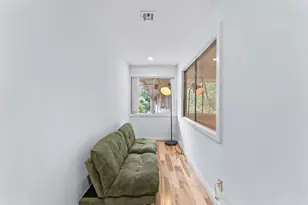 648 S Ripple Creek Dr, Houston, TX 77057 - Photo 12