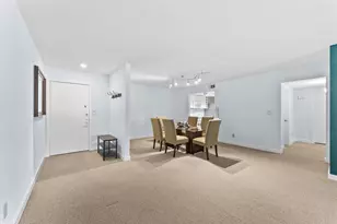 648 S Ripple Creek Dr, Houston, TX 77057 - Photo 6