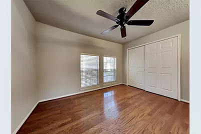 4703 Glasgow Drive, Missouri City, TX 77459 - Photo 4
