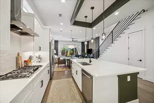 1311 Laird St, Houston, TX 77008 - Photo 8