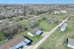 928 Coen Rd, Rosharon, TX 77583 - Photo 2