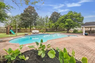 2526 Stephens Grant Dr, Sugar Land, TX 77479 - Photo 18