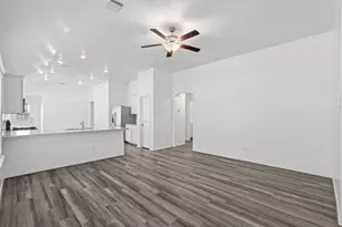 25702 Bottlebrush Sedge St, Katy, TX 77493 - Photo 6