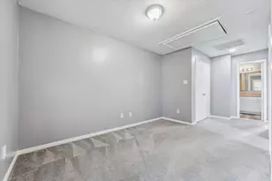 4340 Phlox St, Houston, TX 77051 - Photo 14