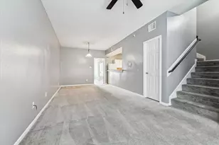 4340 Phlox St, Houston, TX 77051 - Photo 8