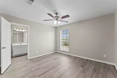 105 Green Isle Ave Avenue #105, Dickinson, TX 77539 - Photo 8