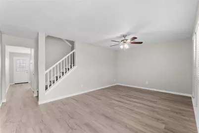 105 Green Isle Ave Avenue #105, Dickinson, TX 77539 - Photo 1
