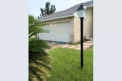 6538 La Violetta Drive, Houston, TX 77083 - Photo 2