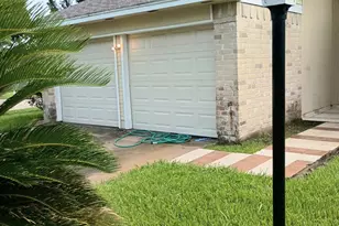 6538 La Violetta Dr, Houston, TX 77083 - Photo 2