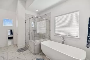 2404 Kolbe Reach Ln, Houston, TX 77080 - Photo 20