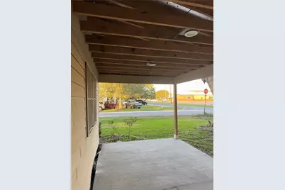 600 Hackberry Street, Louise, TX 77455 - Photo 8