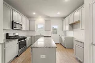 31322 Conover Dr, Fulshear, TX 77441 - Photo 4