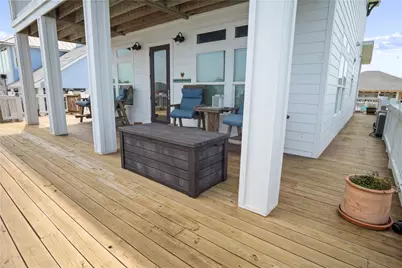 2630 Breaker Drive, Crystal Beach, TX 77650 - Photo 14