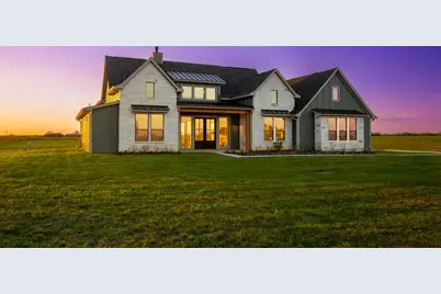 114 Country View Lane, Schulenburg, TX 78956 - Photo 1