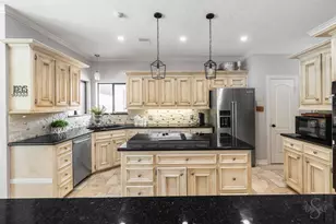 20531 Amberlight Ln, Katy, TX 77450 - Photo 16