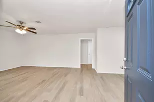 13406 Melcher Dr, Houston, TX 77045 - Photo 8