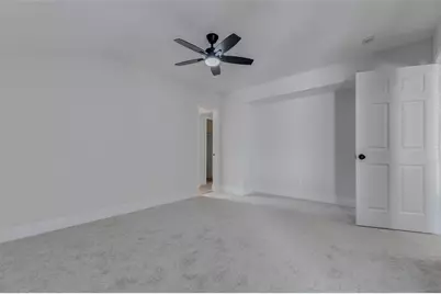 7427 Willow Oak Drive, Baytown, TX 77521 - Photo 8