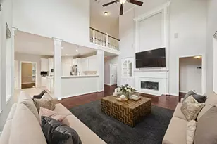 1703 Sutters Chase Dr, Sugar Land, TX 77479 - Photo 6