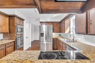 2406 Fir Grove Dr, Houston, TX 77339 - Photo 8