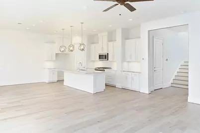 7715 S Fall Run Crossing, Houston, TX 77055 - Photo 2