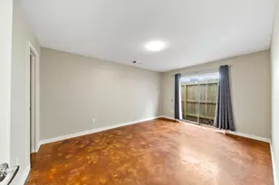 2614 Chenevert St, Houston, TX 77004 - Photo 34