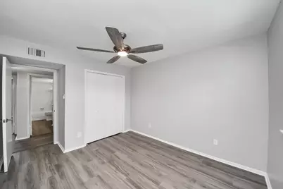 9303 Hammerly Boulevard #402, Houston, TX 77080 - Photo 18