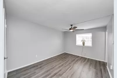 9303 Hammerly Boulevard #402, Houston, TX 77080 - Photo 22
