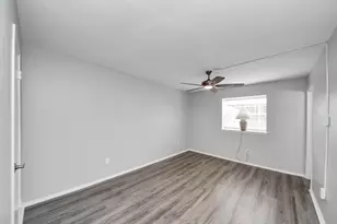 9303 Hammerly Blvd, Houston, TX 77080 - Photo 22