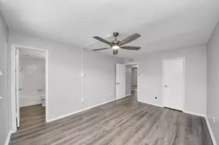 9303 Hammerly Blvd, Houston, TX 77080 - Photo 20